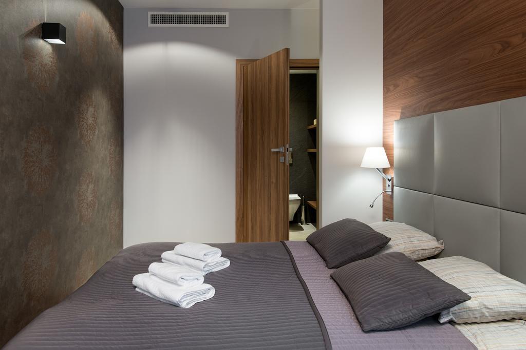 Modern Apartment By Wawel Castle Cracóvia Exterior foto