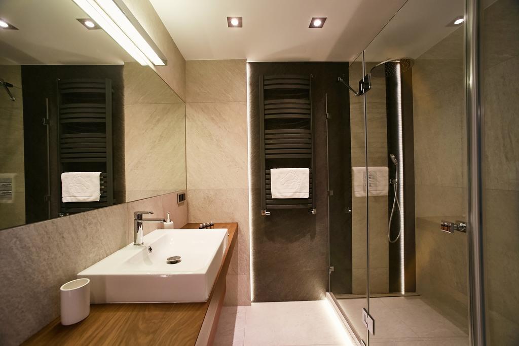 Modern Apartment By Wawel Castle Cracóvia Exterior foto